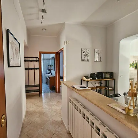 Casalu - Giardino Privato Parcheggio Metro B Apartment *